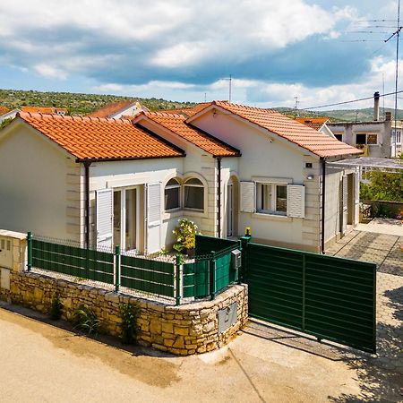 Anda - Kuca Za Odmor Villa Milna  Luaran gambar
